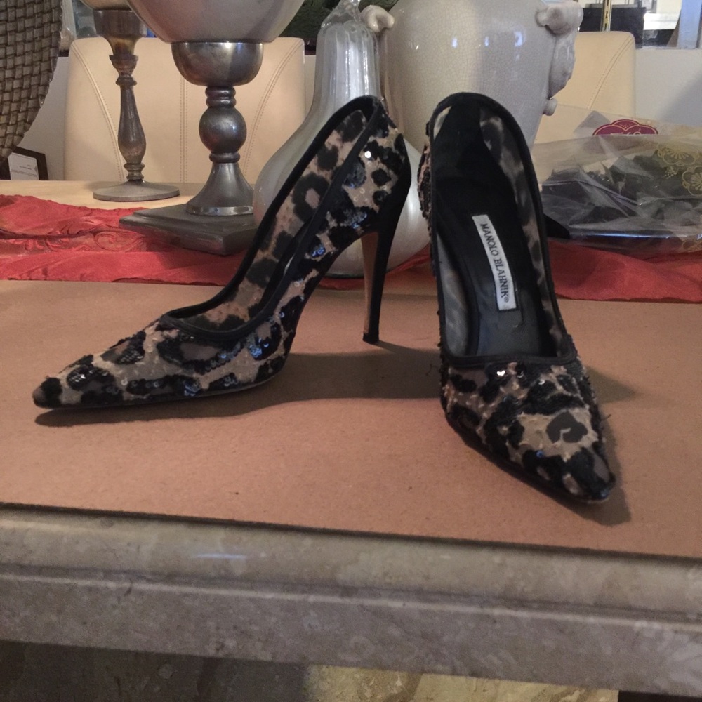 Manolo Blahnik Leopard heels